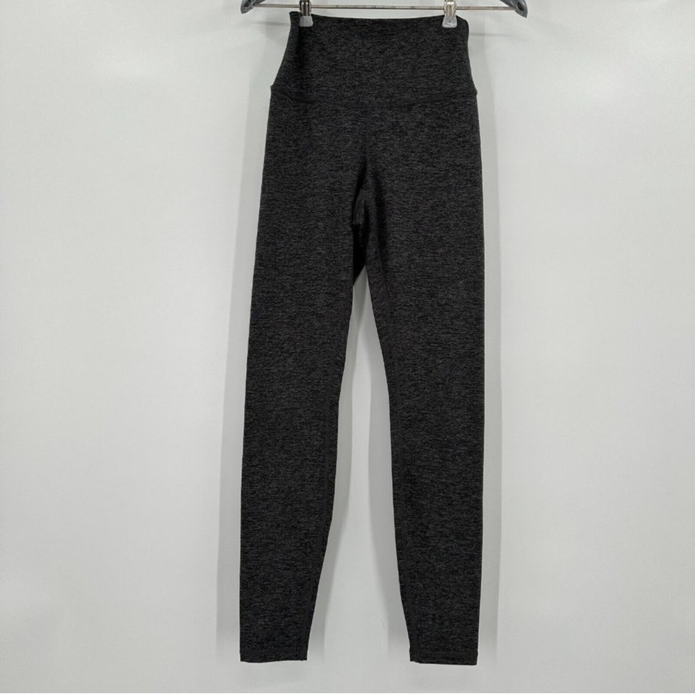Quince Ultra-Soft Performance Leggings sz XS
28" Inseam Heather Gray Women's PO